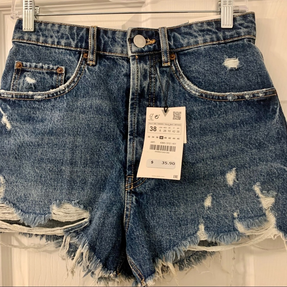 Zara High waist destructed short
